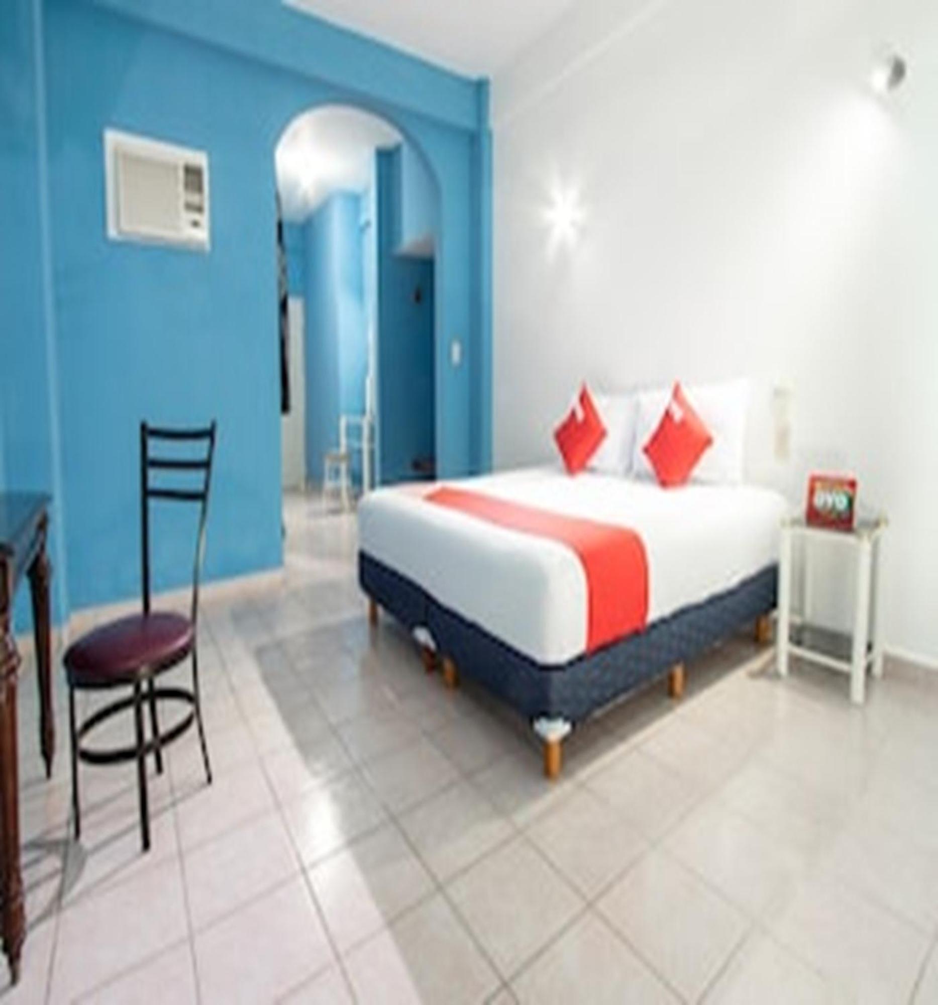 Oyo Hotel Estacion,Jose Cardel,Parque Central Revolucion 外观 照片